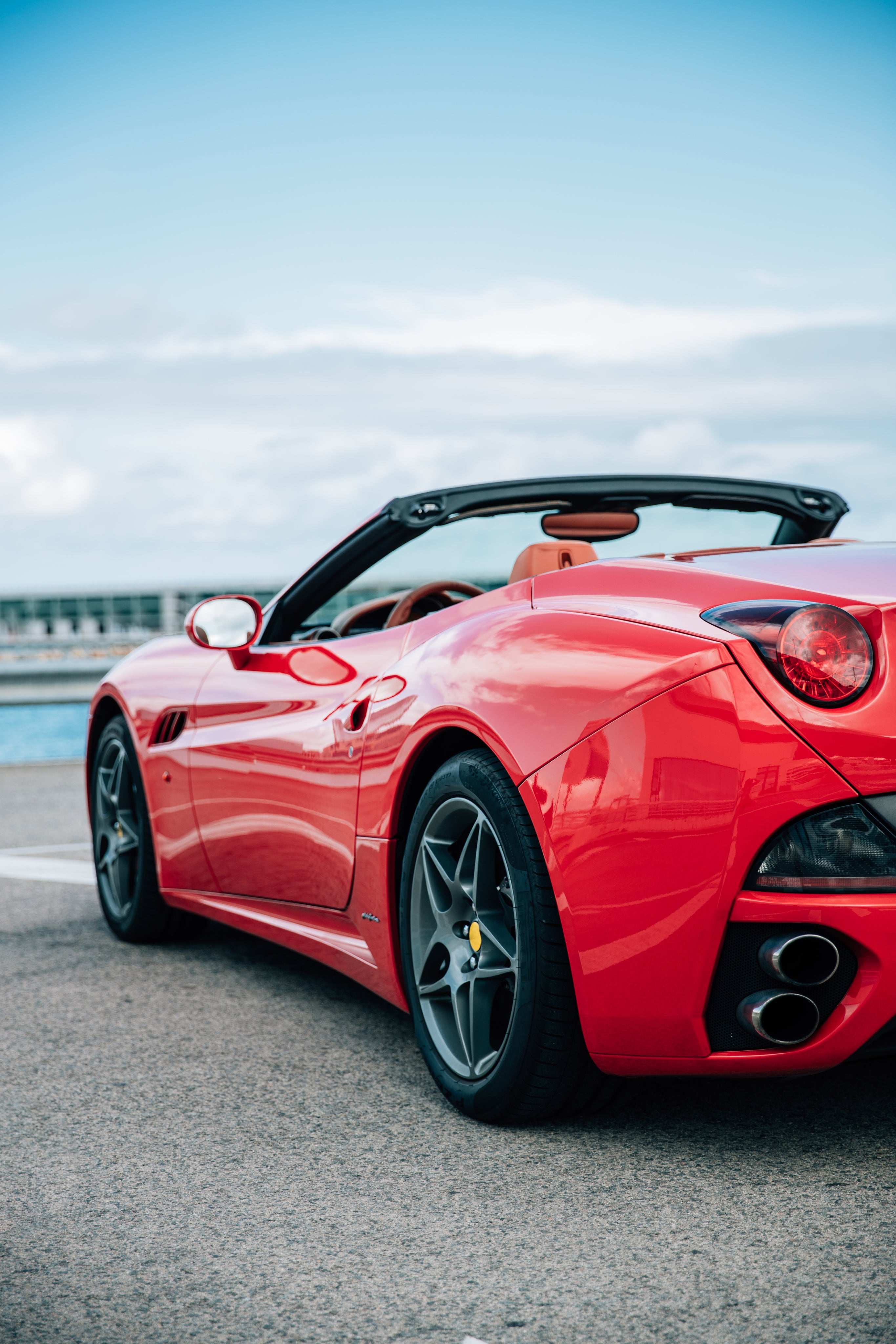 parked-red-race-car - RASTP
