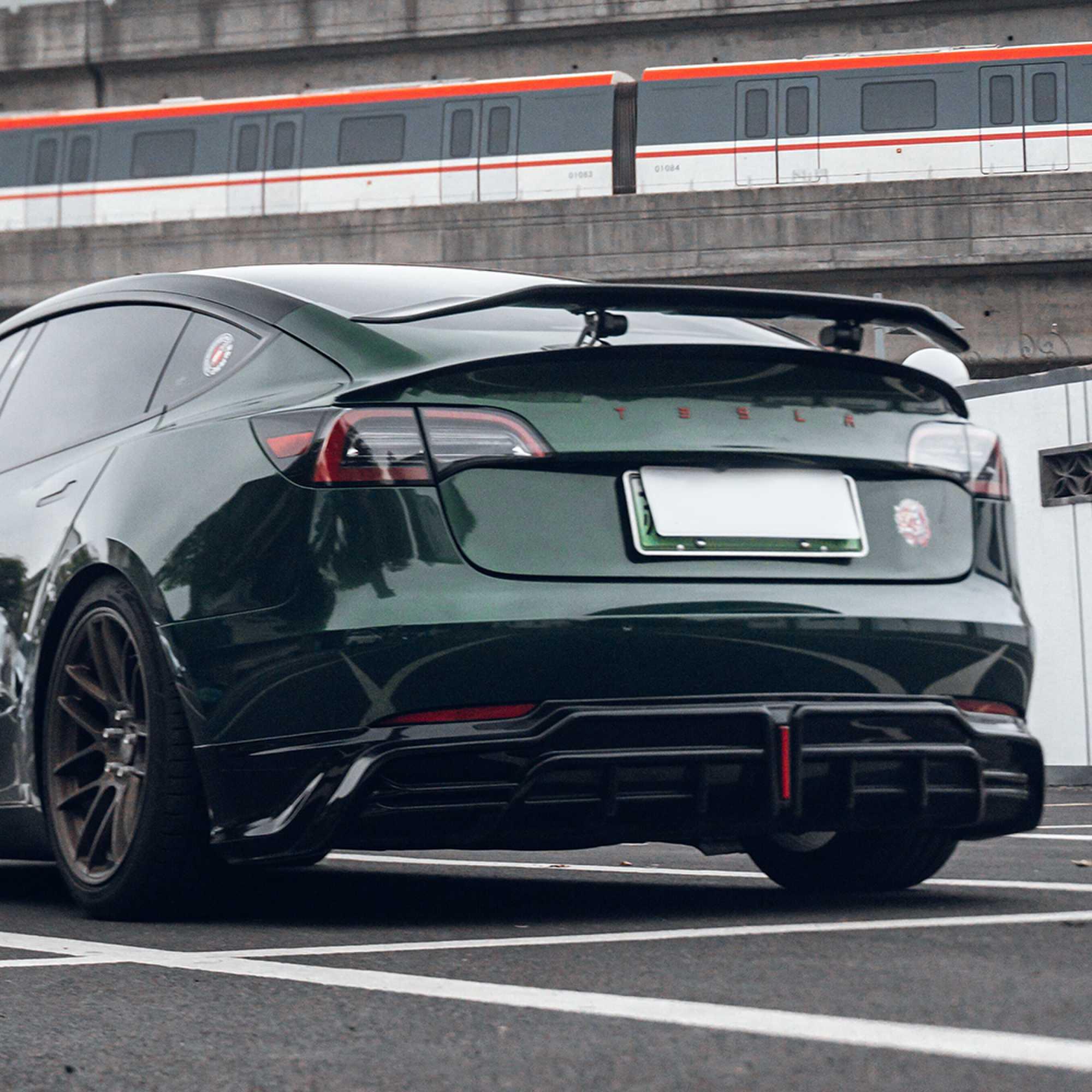 Tesla Rear Spoiler Refit Kit RASTP Tesla Electric Lift Rear Spoiler Carbon Fiber Rear Trunk Spoiler